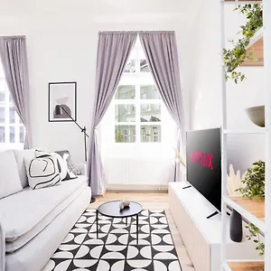 Apartment Days - Bright - Old Town, Prague