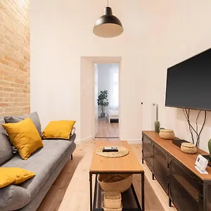 Dessewffy 38 - Boutique Apartments, Location. By Bqa Apartment Budapest