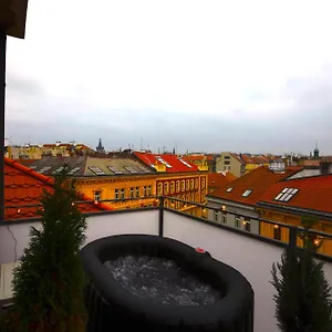 Apartment Waterfront River Side Roof - Terrace With View, Prague